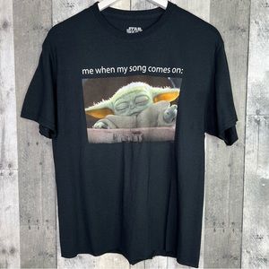 STAR WARS Fifth Son Baby Yoda Black Tee Size Medium